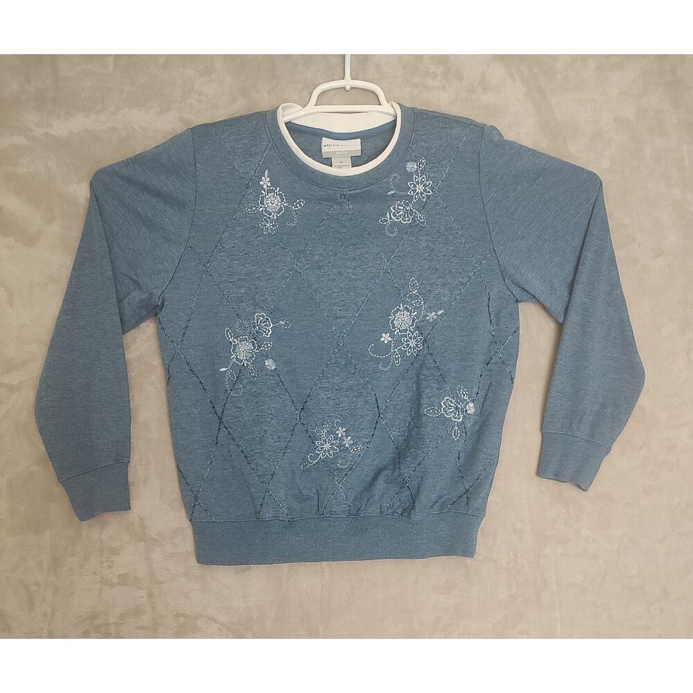 Alfred Dunner Petites, Womens Blue Pullover Quilted Sweatshirt Size PM Flowers